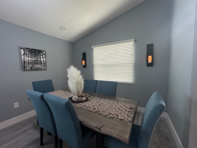 3 or 4 Night Stay for a Short Term Rental Minutes from Nokomis Beach - Image 5